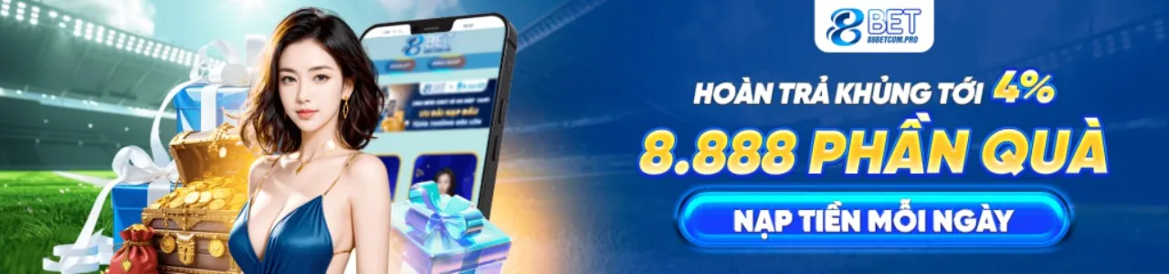 Một người đàn ông đang xem trận đấu bóng đá trên máy tính bảng, màn hình hiển thị tỷ lệ cược thể thao sống động của w88club win.